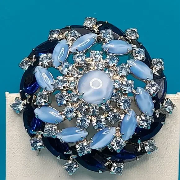 Vintage Blue Domed Rhinestone Brooch Light & Dark Blue Cabochon 1960s - Picture 9 of 11